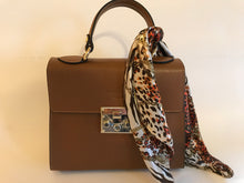 Load image into Gallery viewer, Leather Tote by Monnaluna of Florence